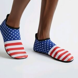 Men's Size 10 Swim Shoes American Flag Stretchy Dive Shoes Beach Shoe Hard Sole
